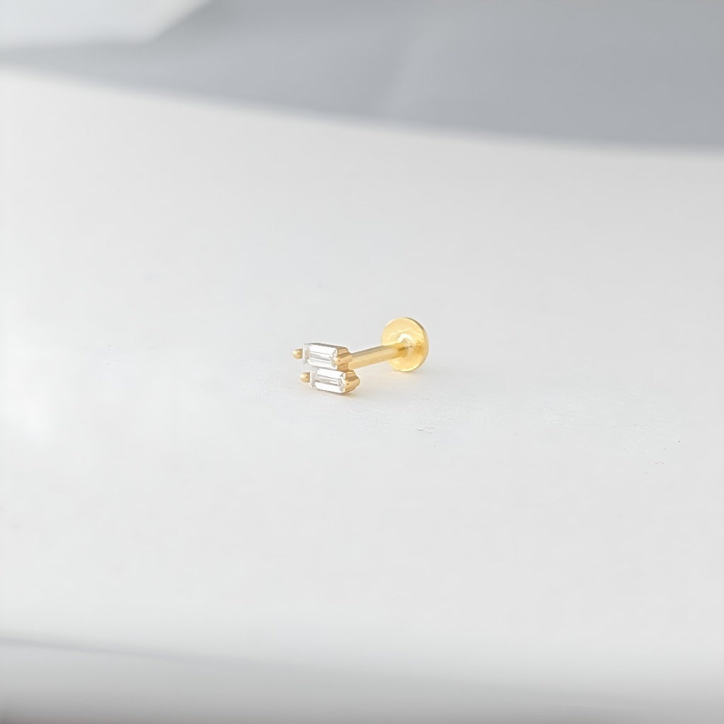 Liten cz rektangulær flatback stud