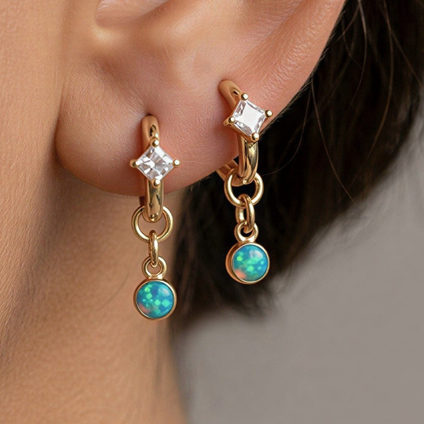Hoop earrings with stones