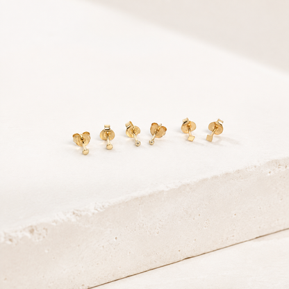 minimalist simple stud set