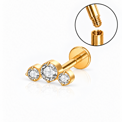 Flatback-øredobber i ASTM F136 titan, fine til upper lobe piercing og minimalistisk ørestyling.